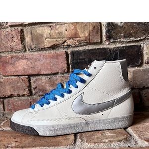 Nike Blazer Mid Women’s Size 9.5 Cream Silver Blue Shoes Sneakers